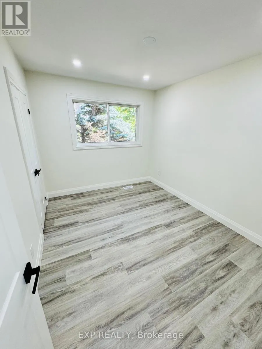1 - 6 CRAIG DRIVE N