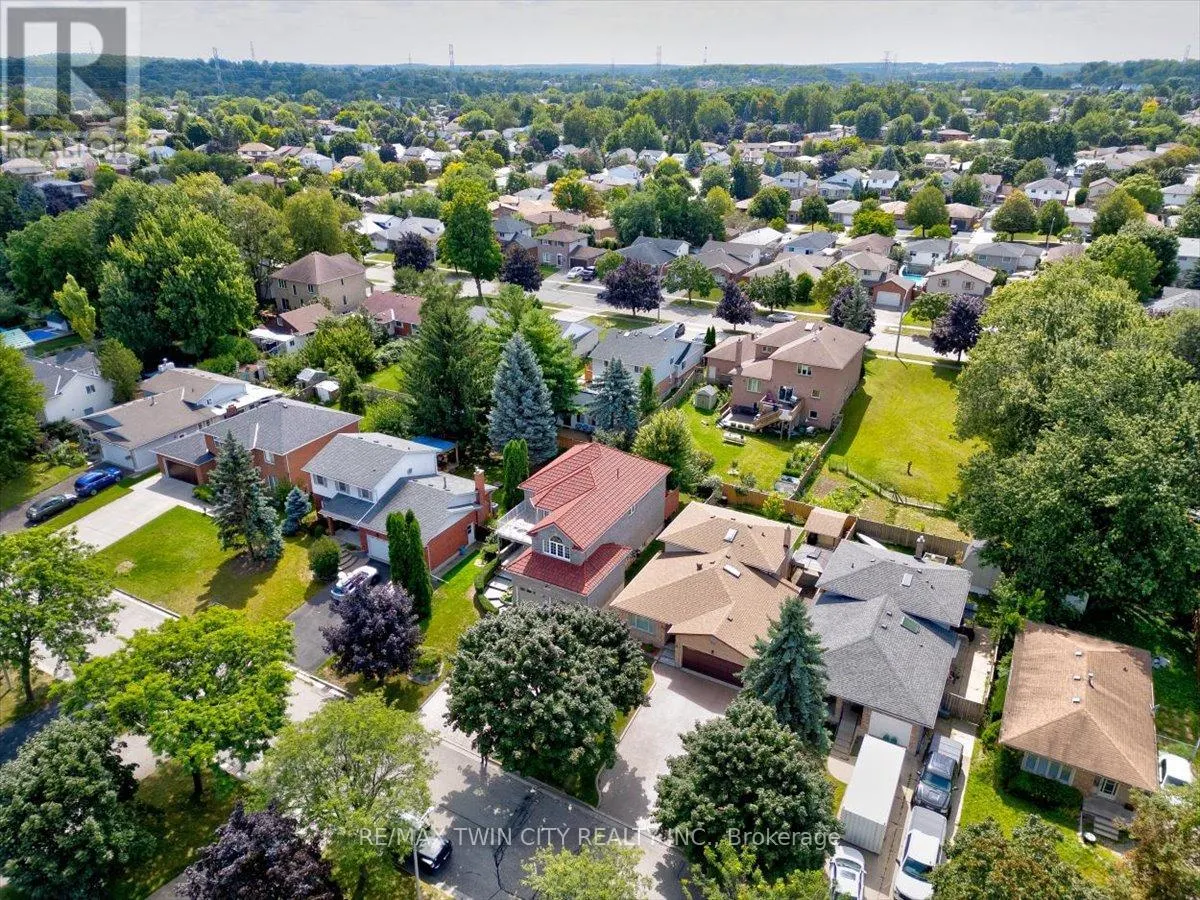 100 HIGH ACRES CRESCENT