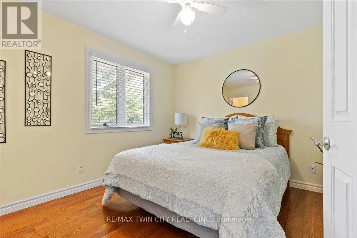 100 HIGH ACRES CRESCENT