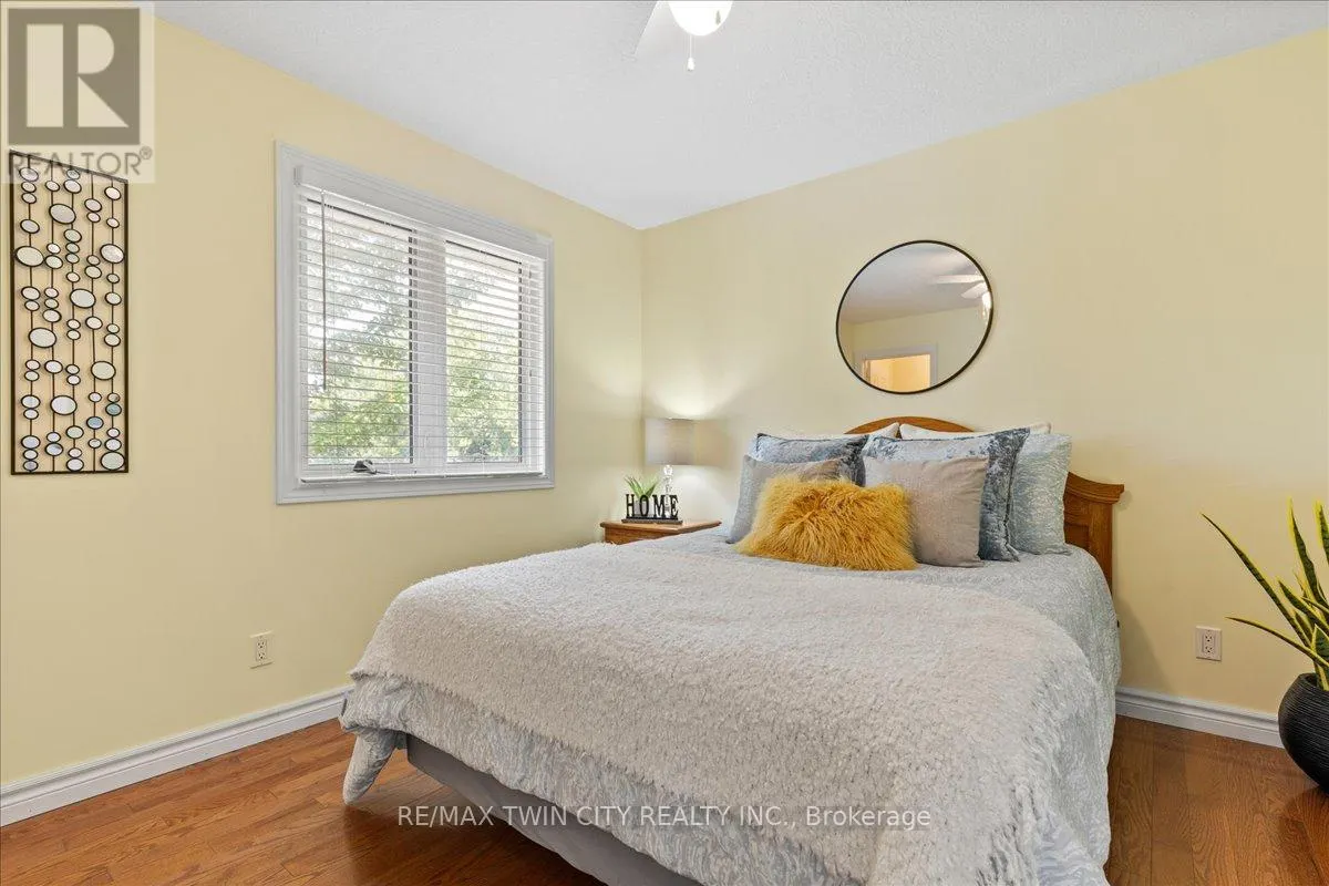 100 HIGH ACRES CRESCENT