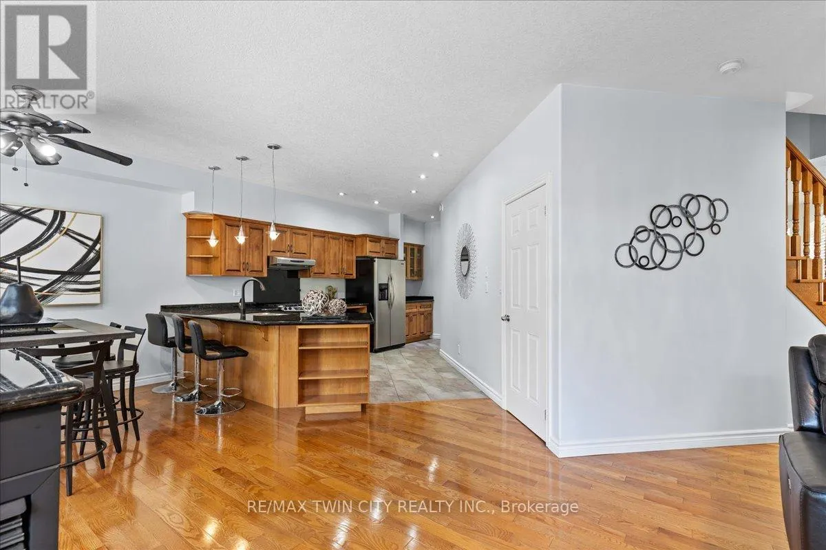 100 HIGH ACRES CRESCENT