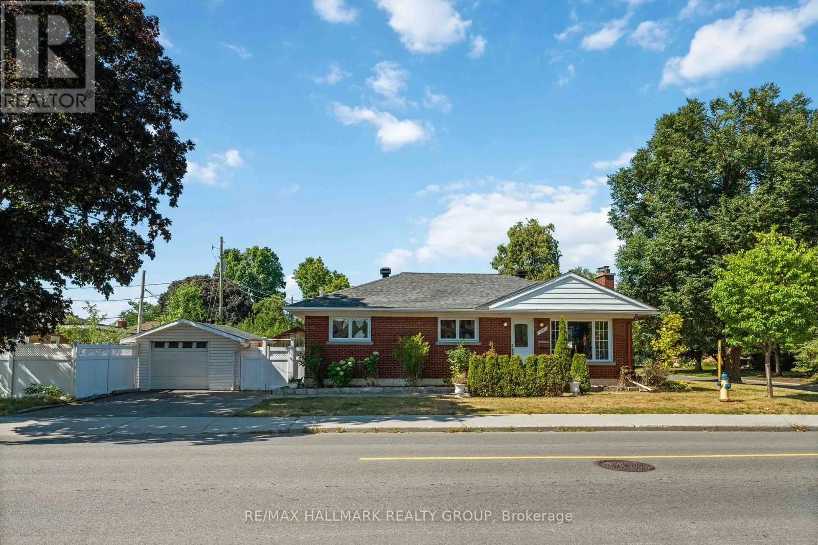 1921 NAVAHO DRIVE