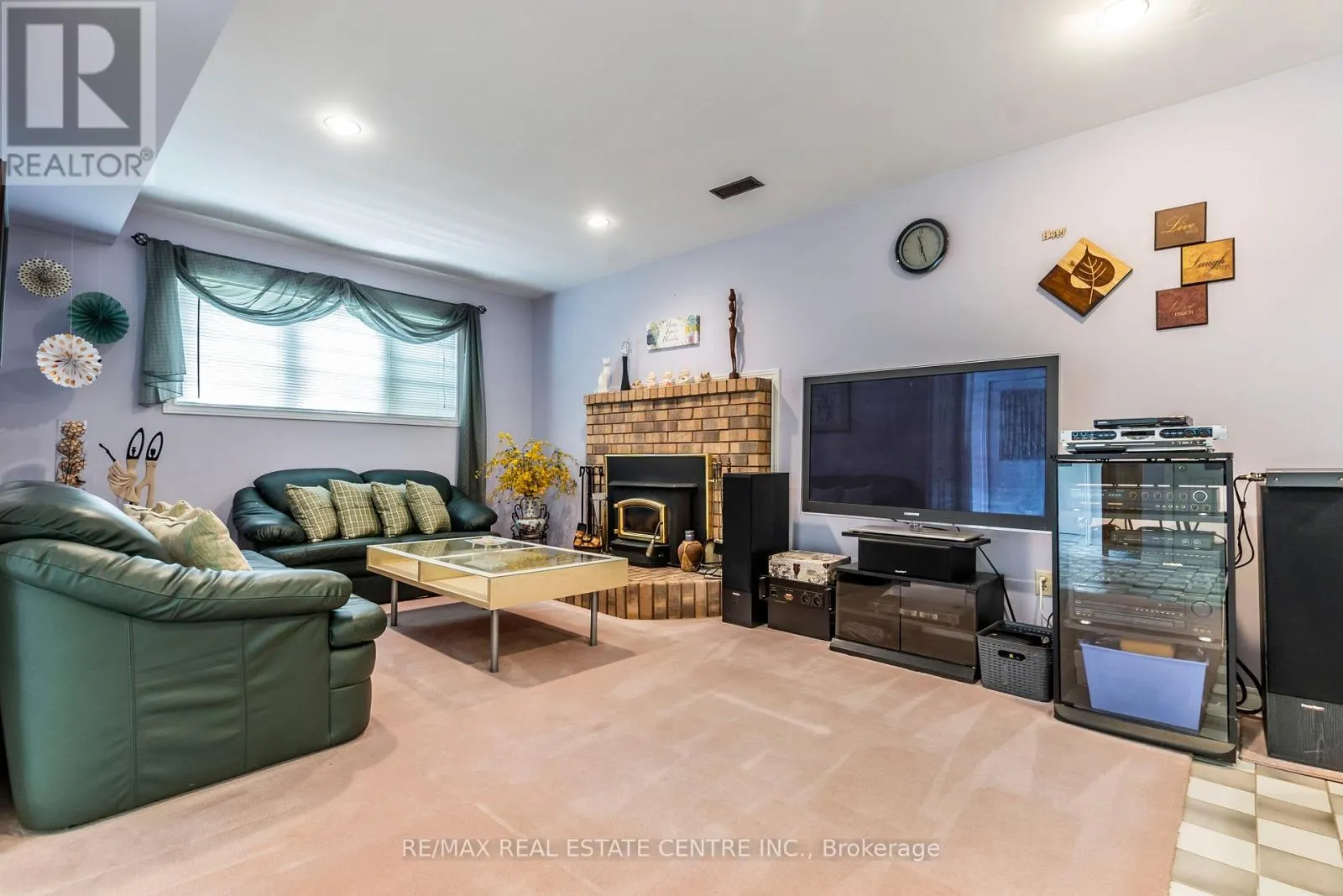 1241 ROSE STREET