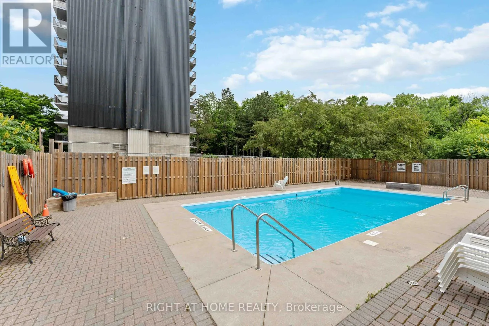 302 - 555 BRITTANY DRIVE