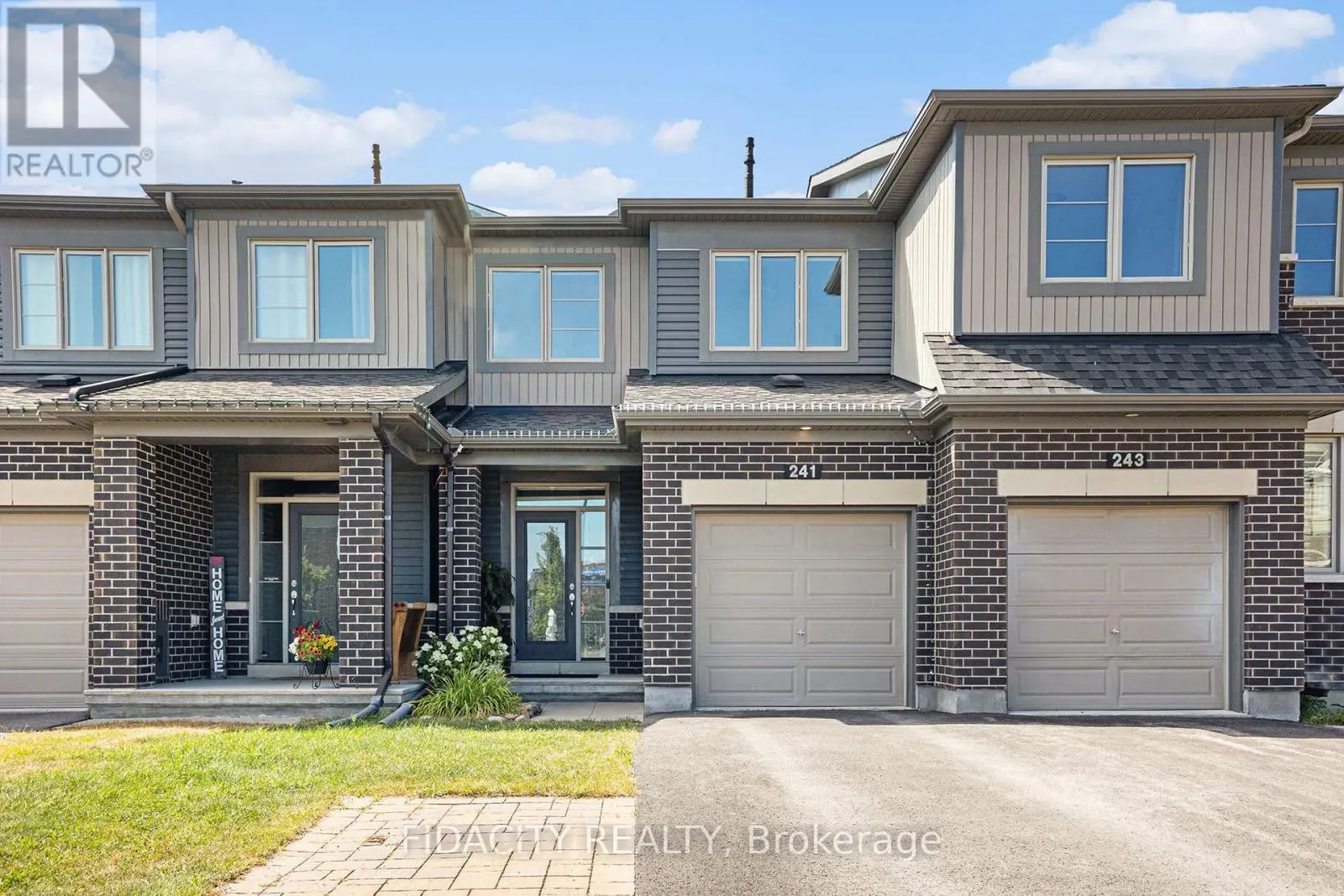 241 BANDELIER WAY