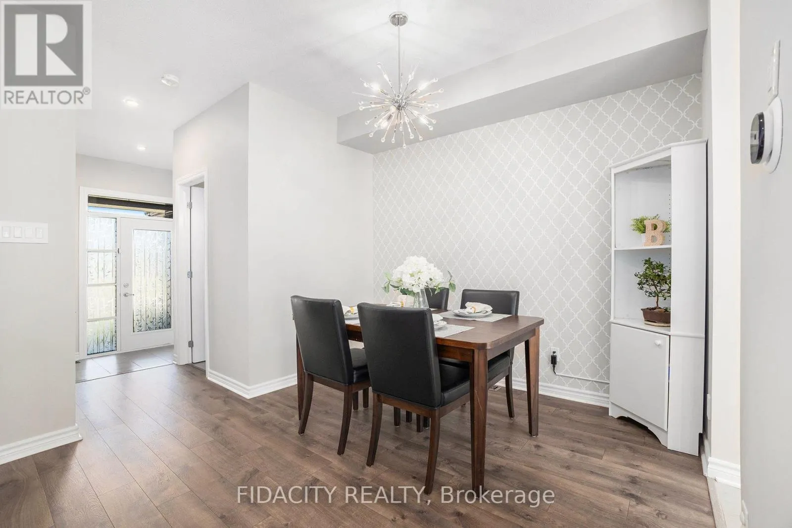 241 BANDELIER WAY