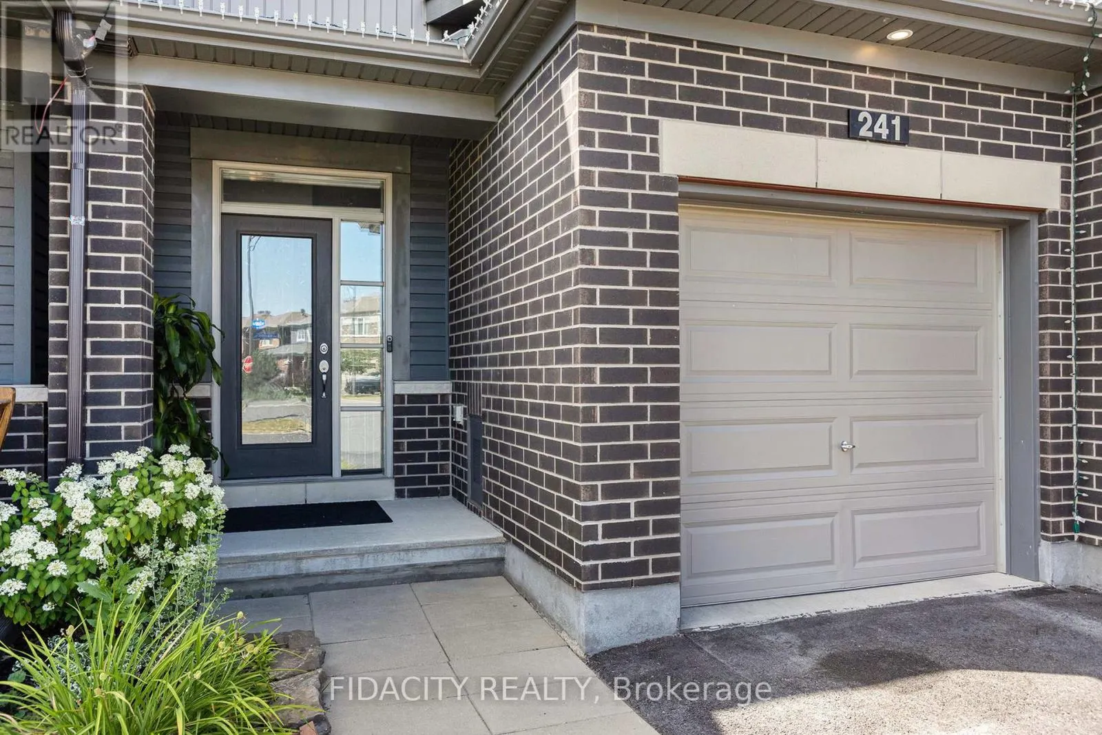 241 BANDELIER WAY