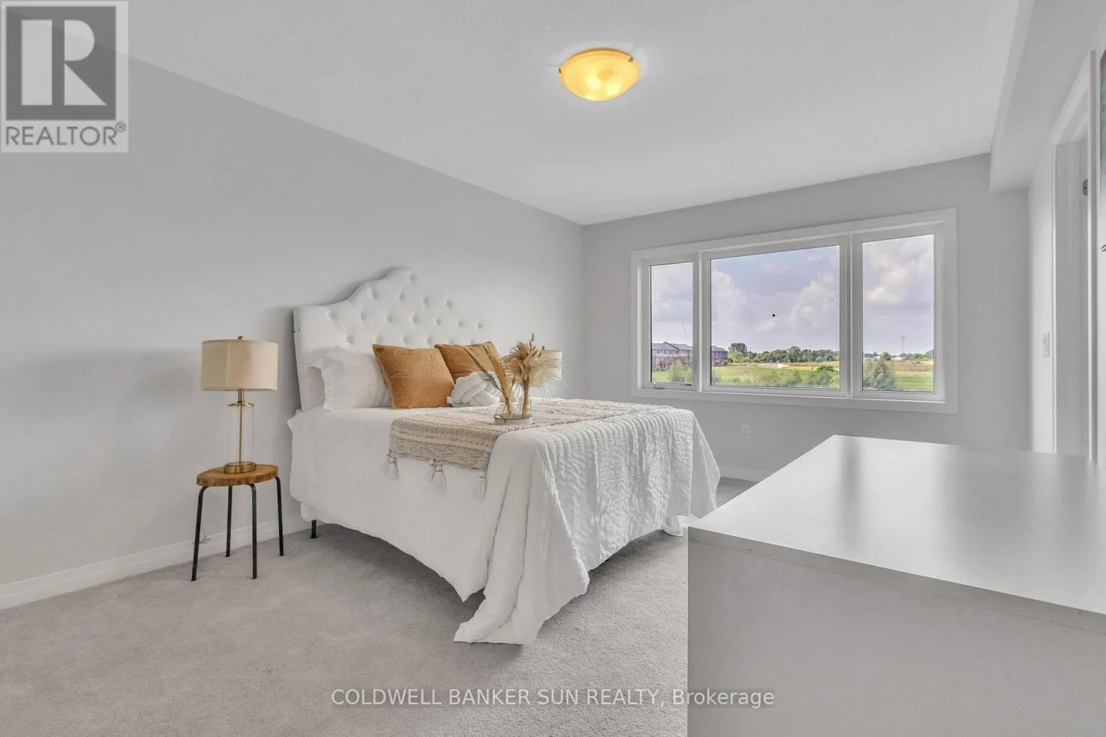 352 BISMARK DRIVE