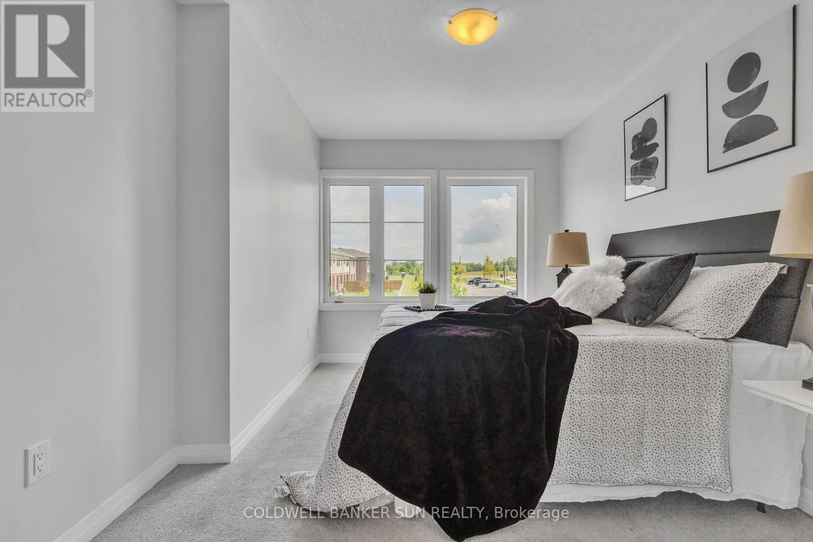 352 BISMARK DRIVE
