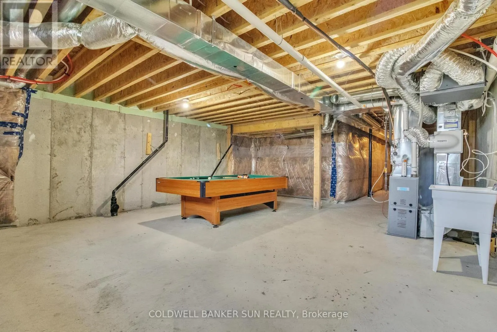 352 BISMARK DRIVE
