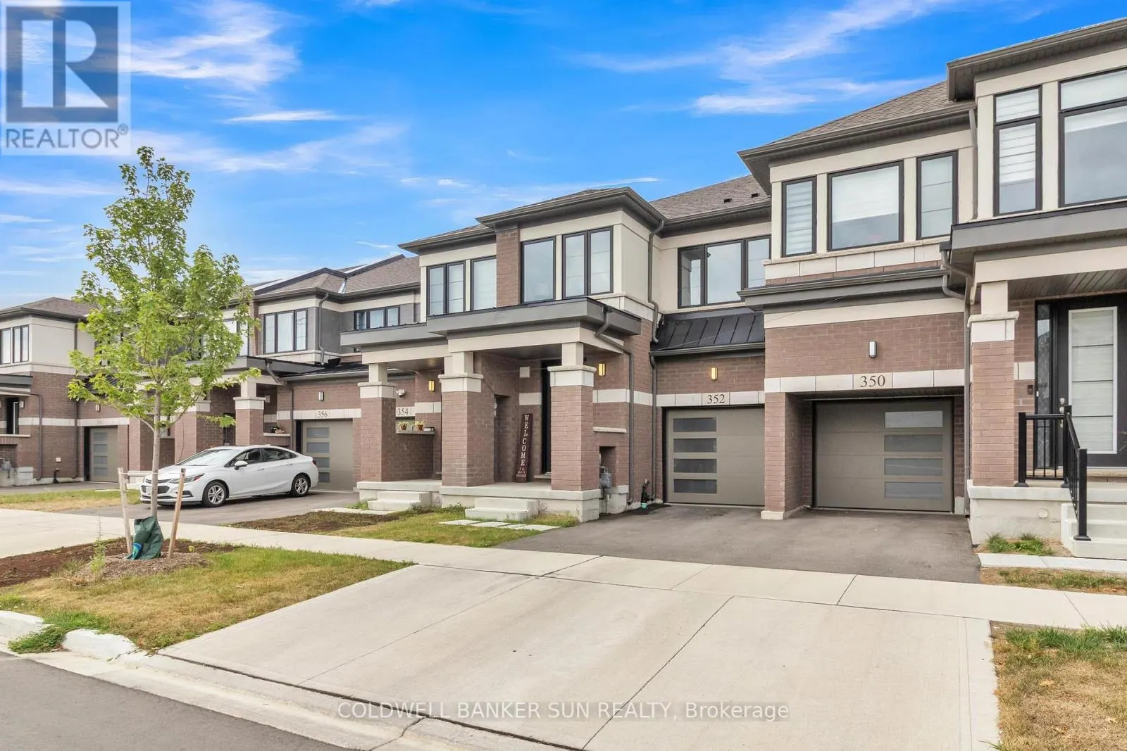 352 BISMARK DRIVE
