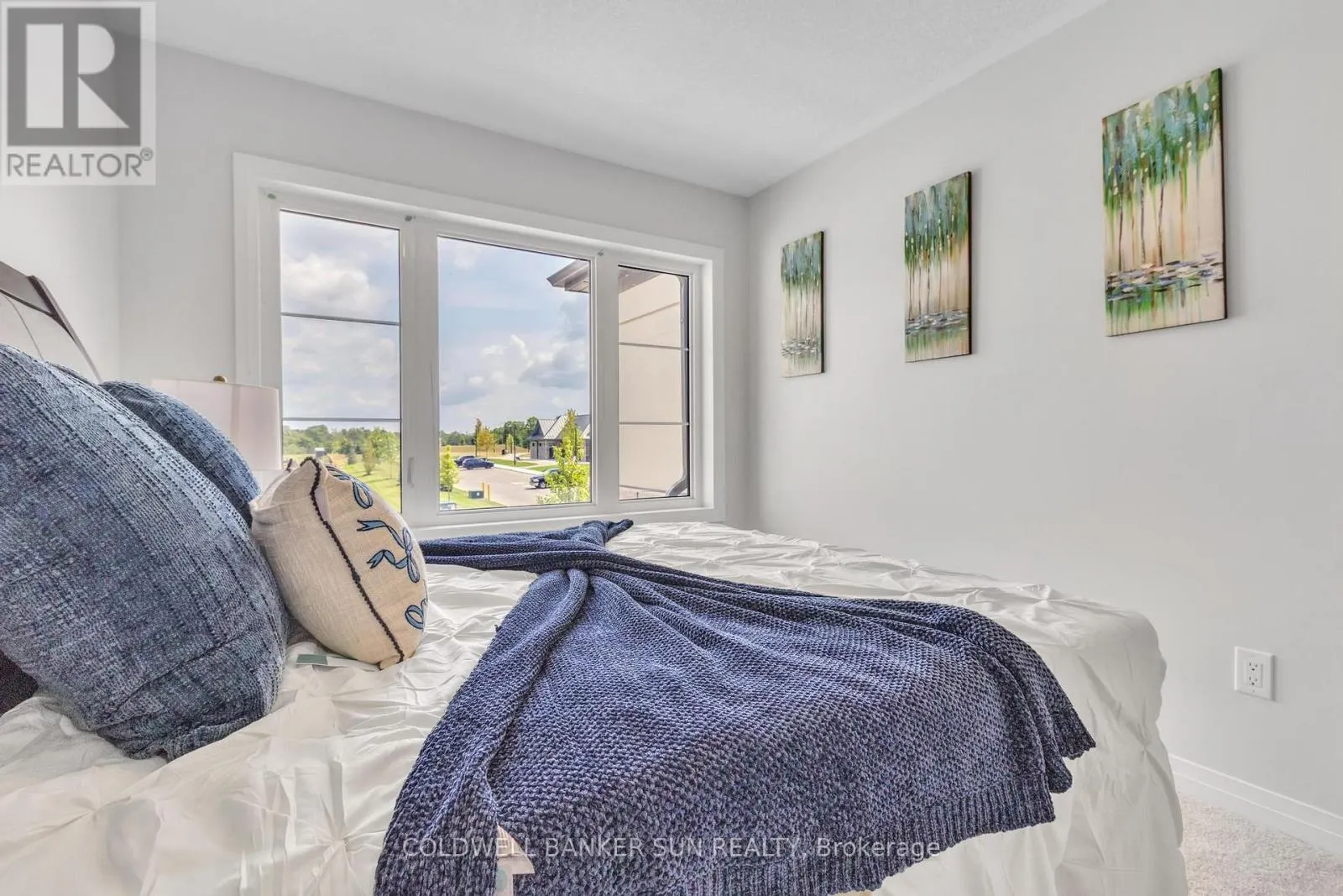 352 BISMARK DRIVE