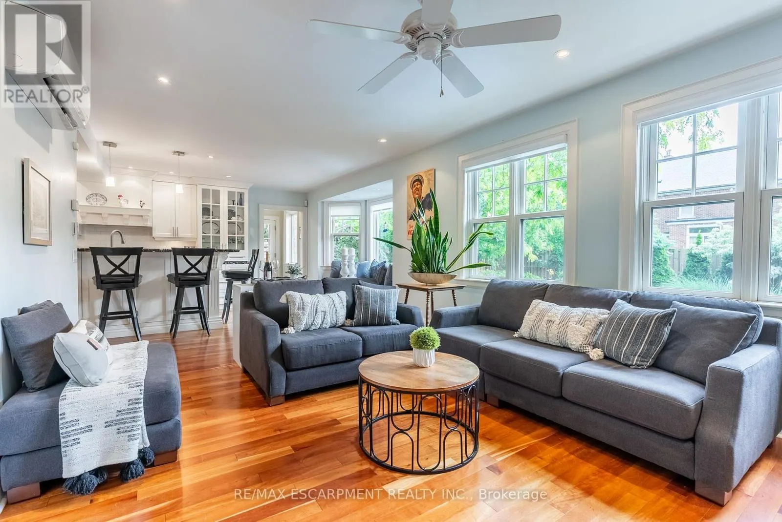 158 DALEWOOD CRESCENT