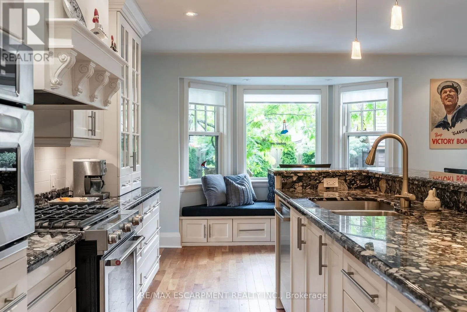 158 DALEWOOD CRESCENT