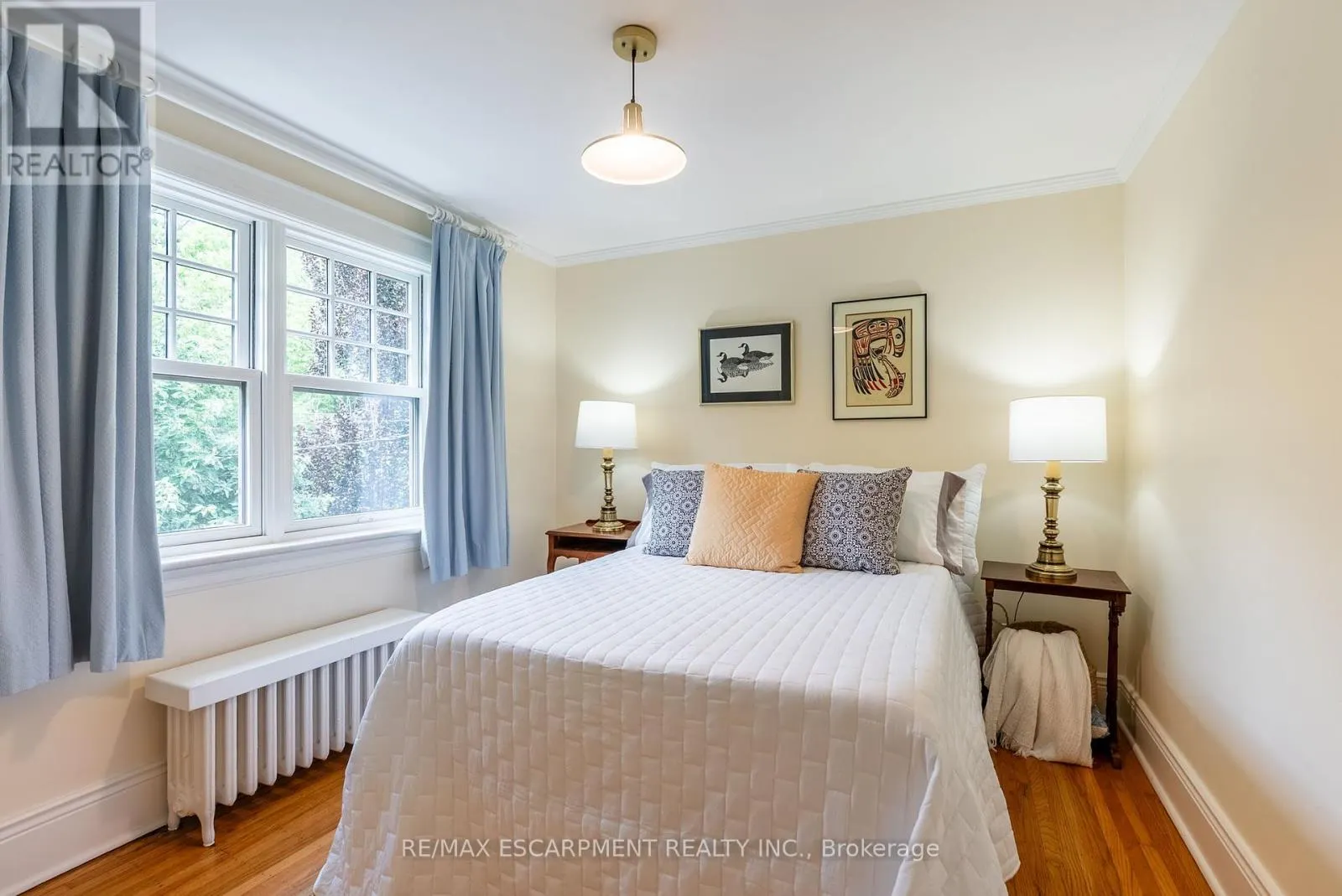 158 DALEWOOD CRESCENT