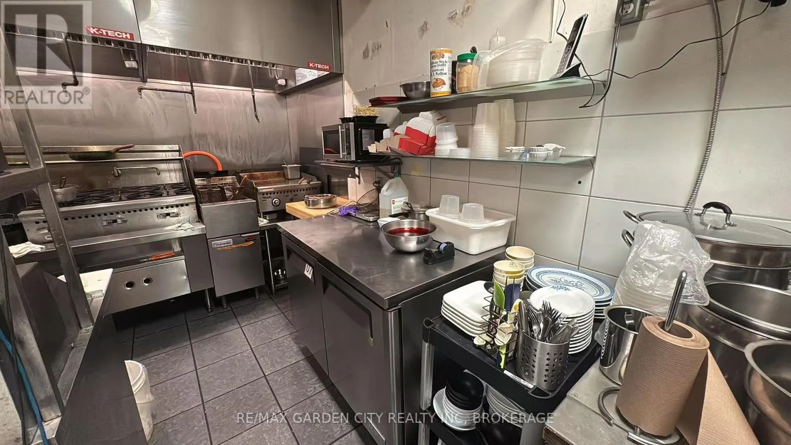 7 - 100 FOURTH AVENUE, #7