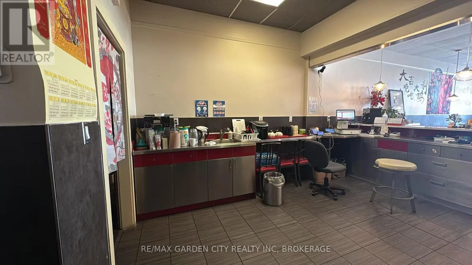 7 - 100 FOURTH AVENUE, #7