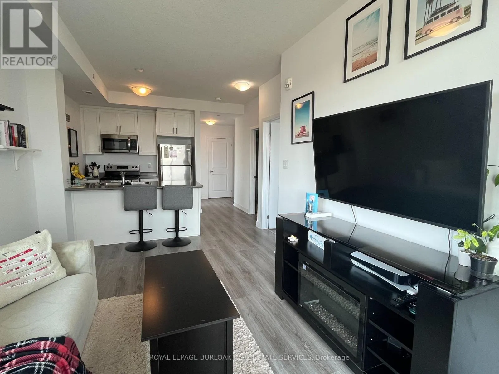 210 - 101 SHOREVIEW PLACE
