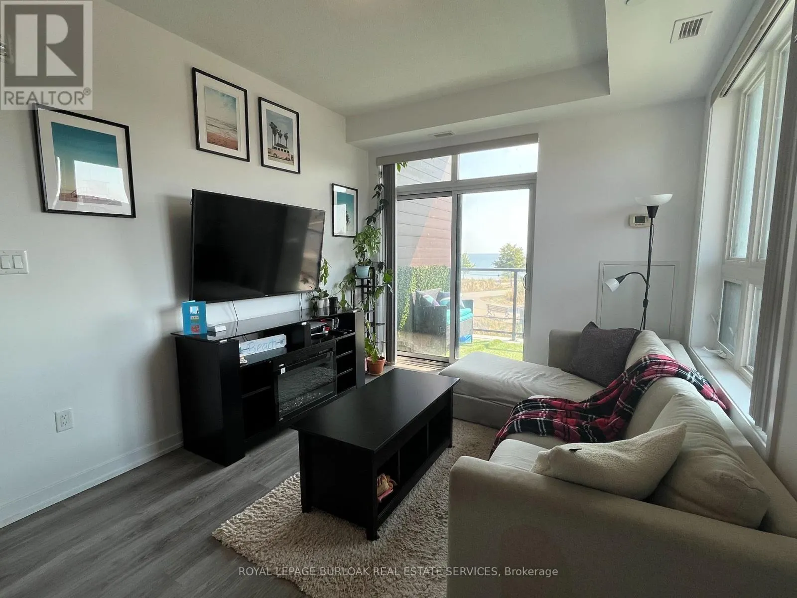 210 - 101 SHOREVIEW PLACE