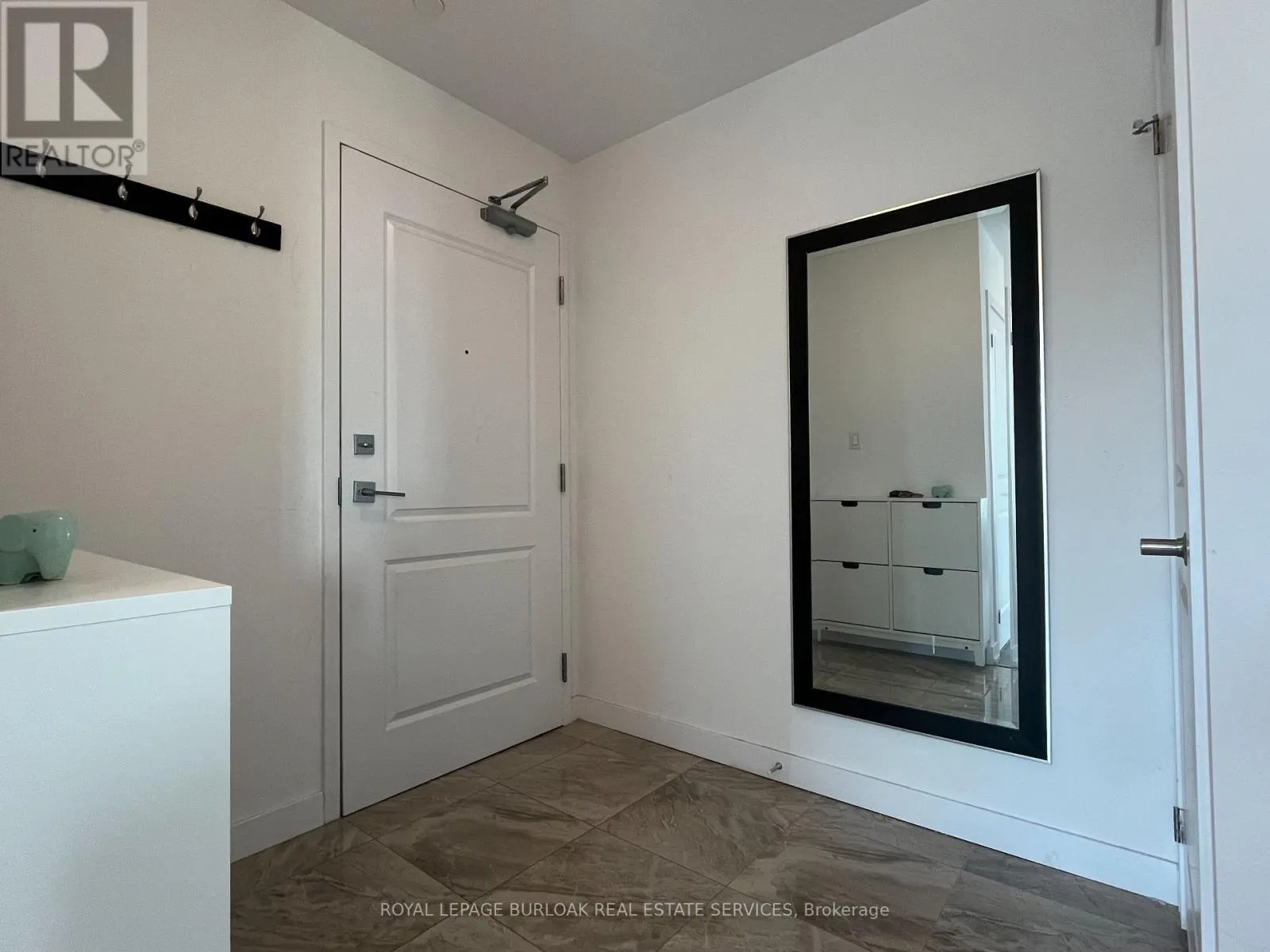 210 - 101 SHOREVIEW PLACE