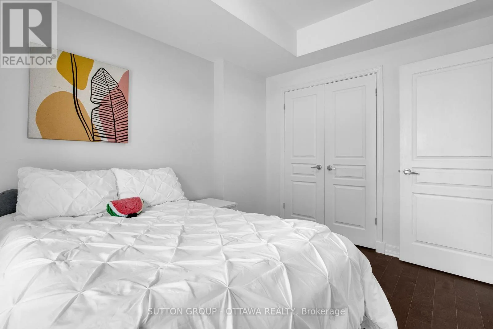 612 - 238 BESSERER STREET