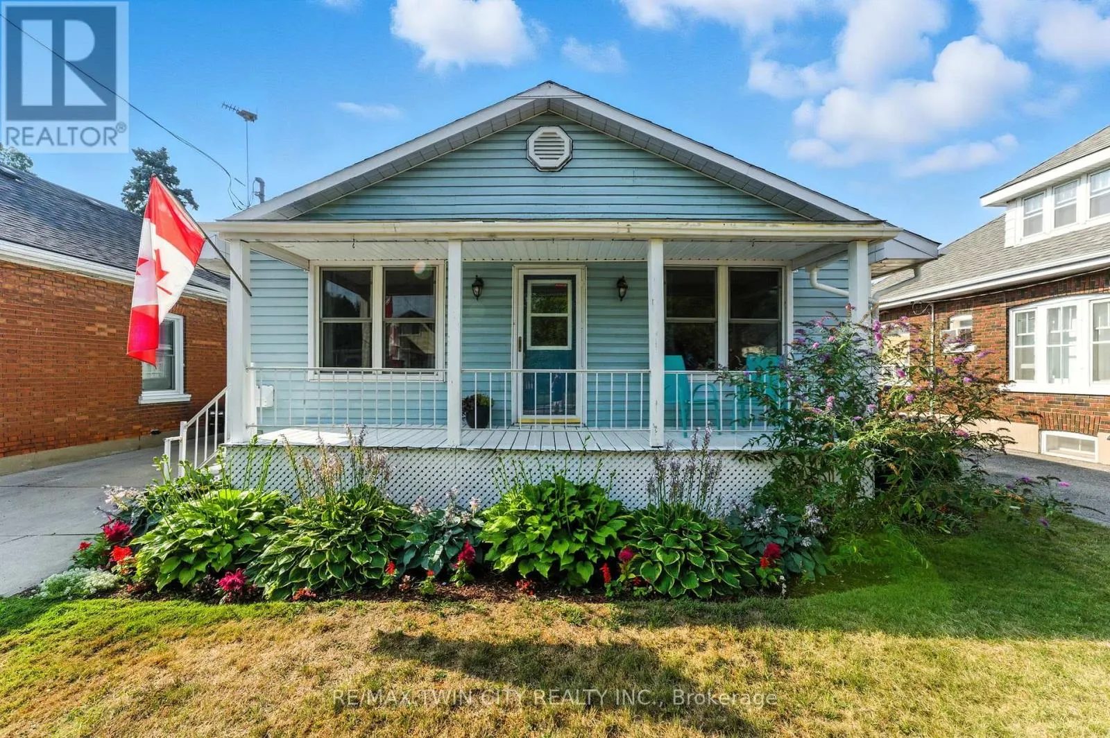 28 BALDWIN AVENUE
