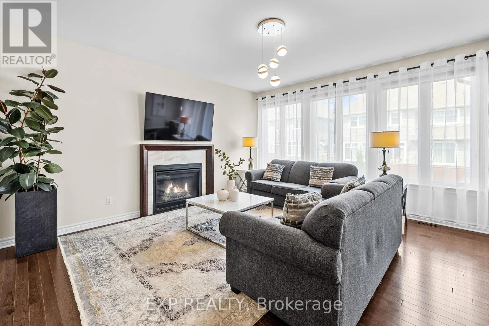 593 VIVERA PLACE