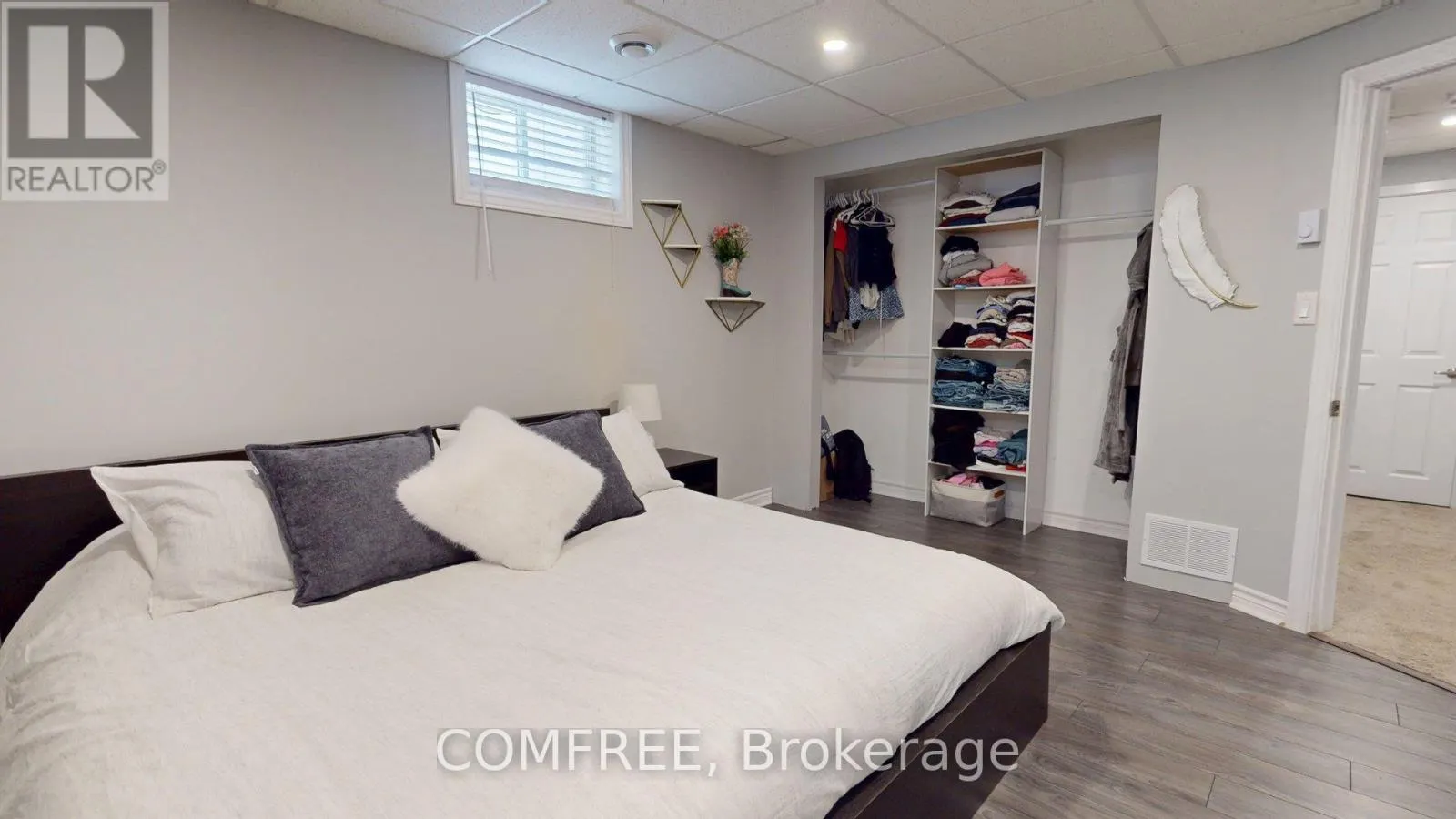 70 SIROCCO CRESCENT