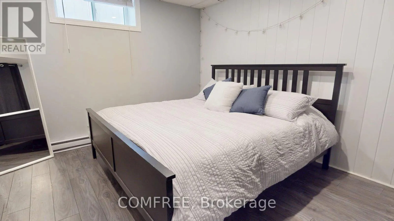 70 SIROCCO CRESCENT