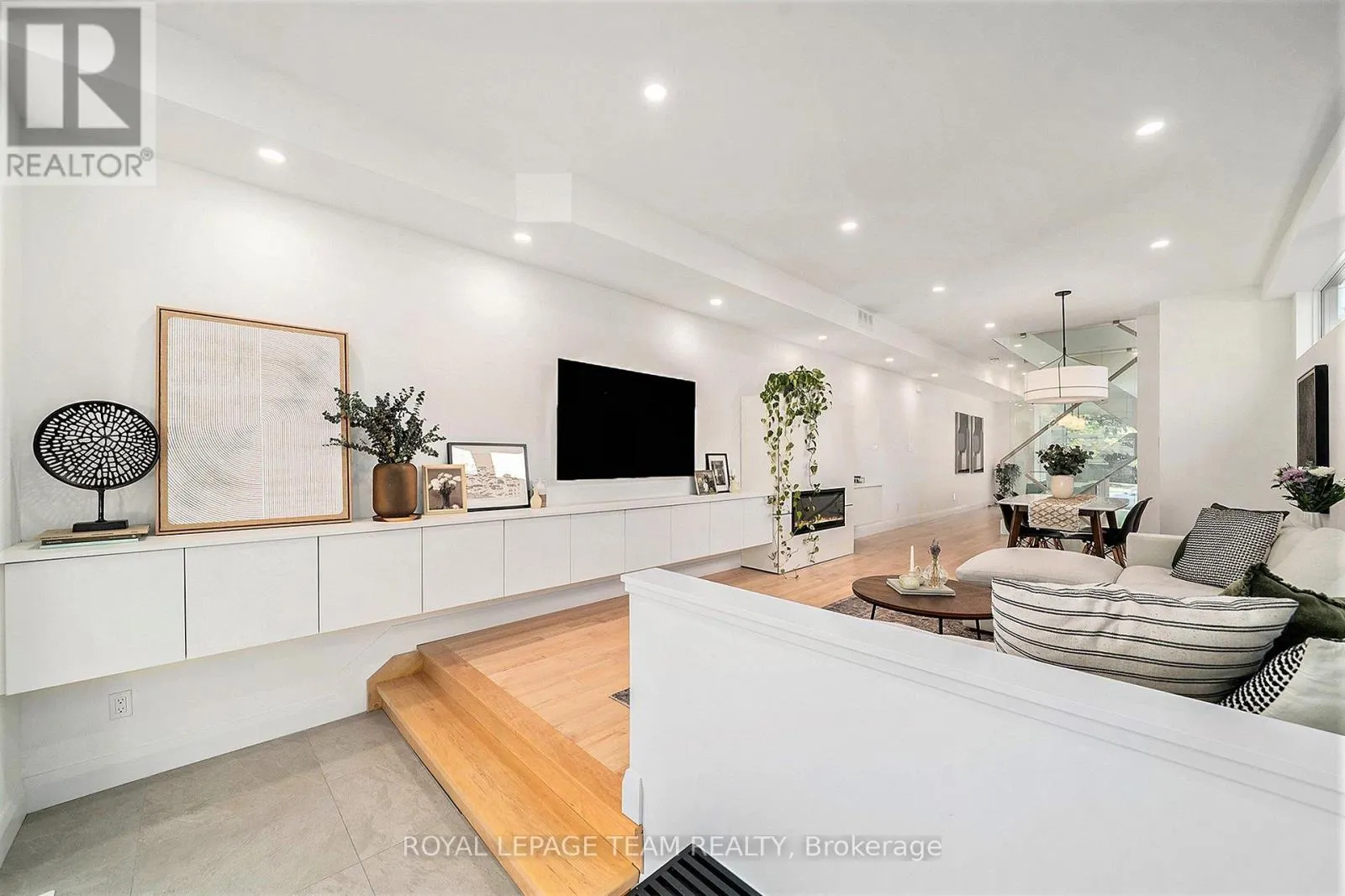 98 BYRON AVENUE