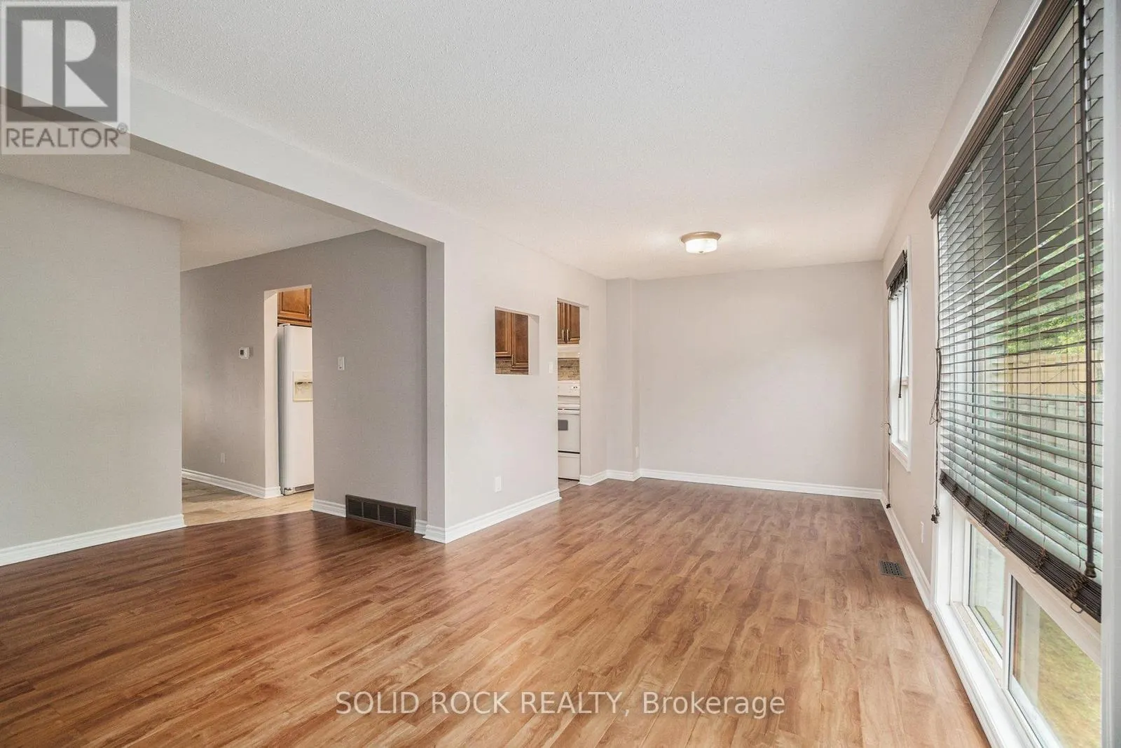 34 - 4573 CARRINGTON PLACE