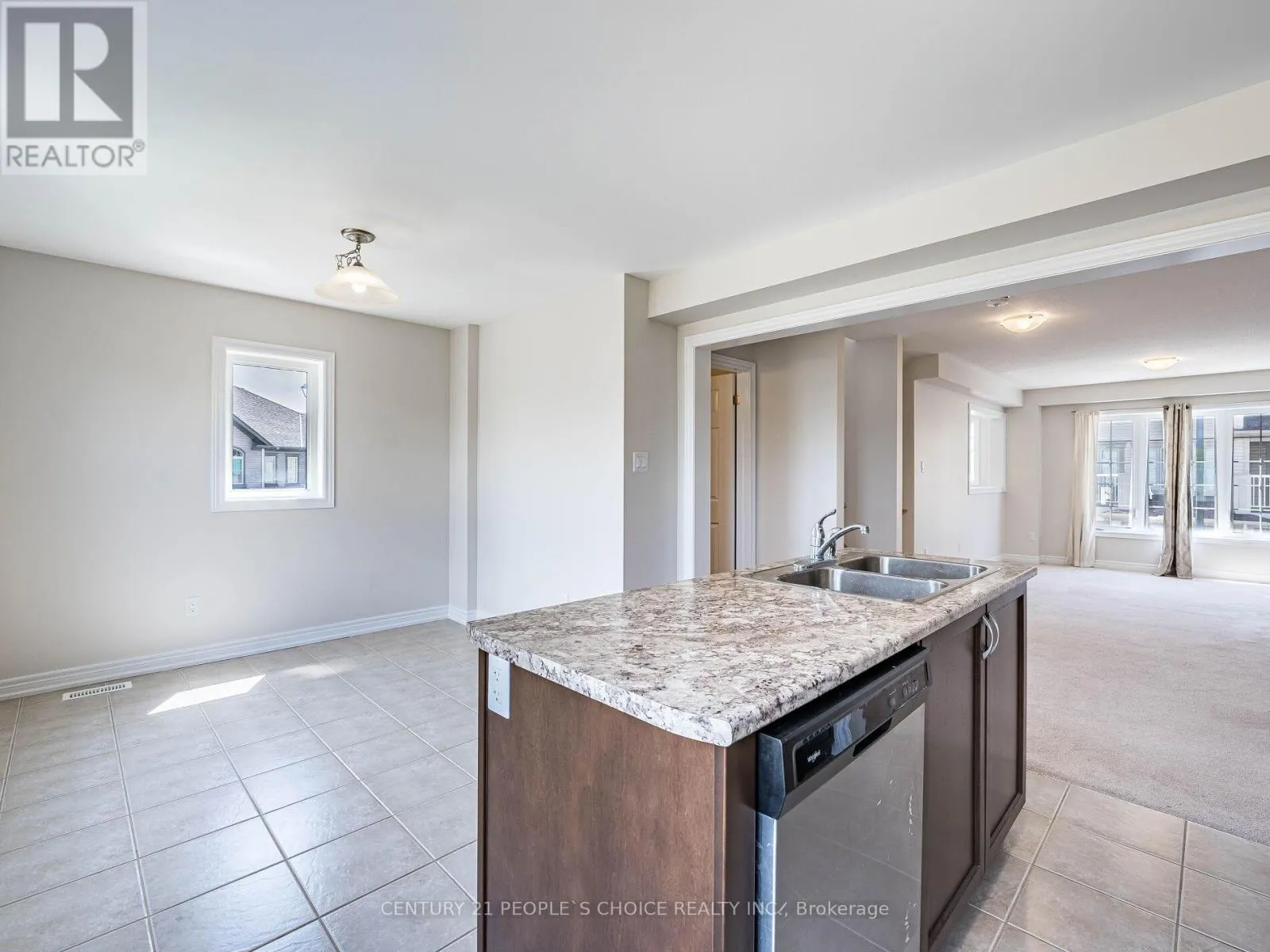 15 - 755 LINDEN DRIVE