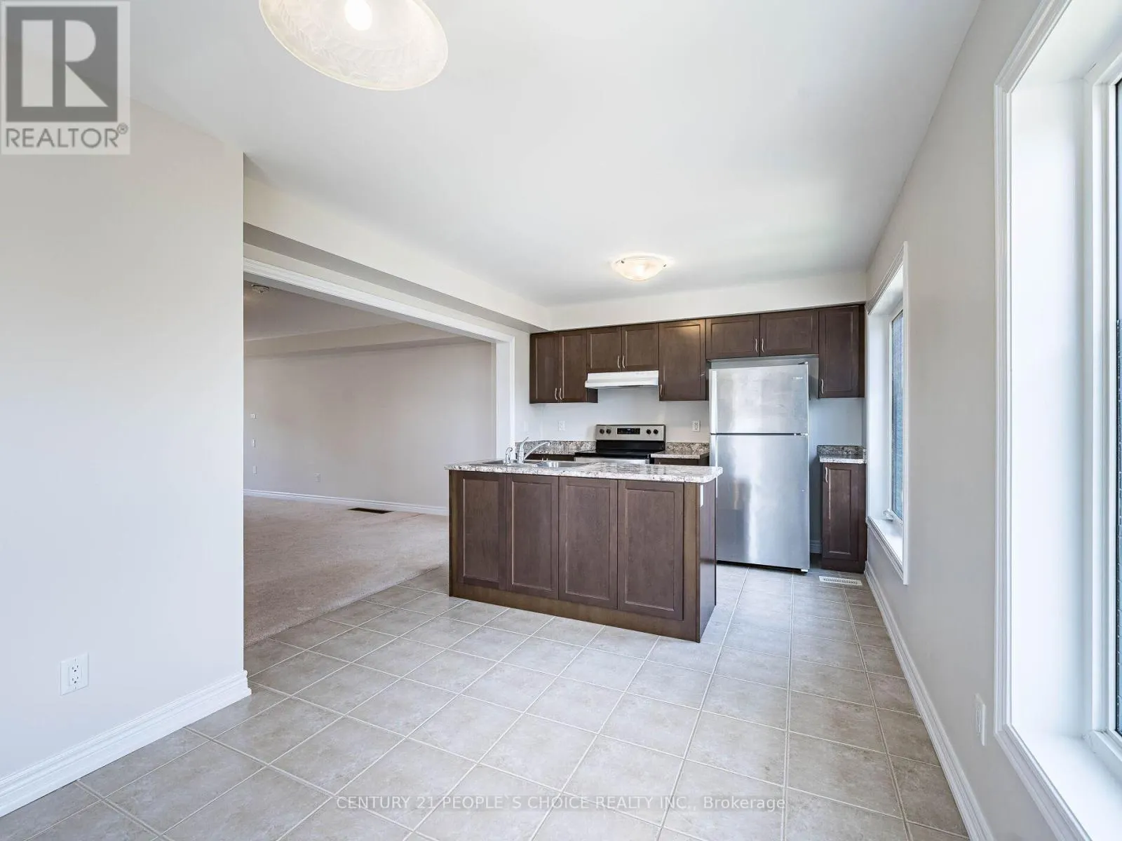 15 - 755 LINDEN DRIVE