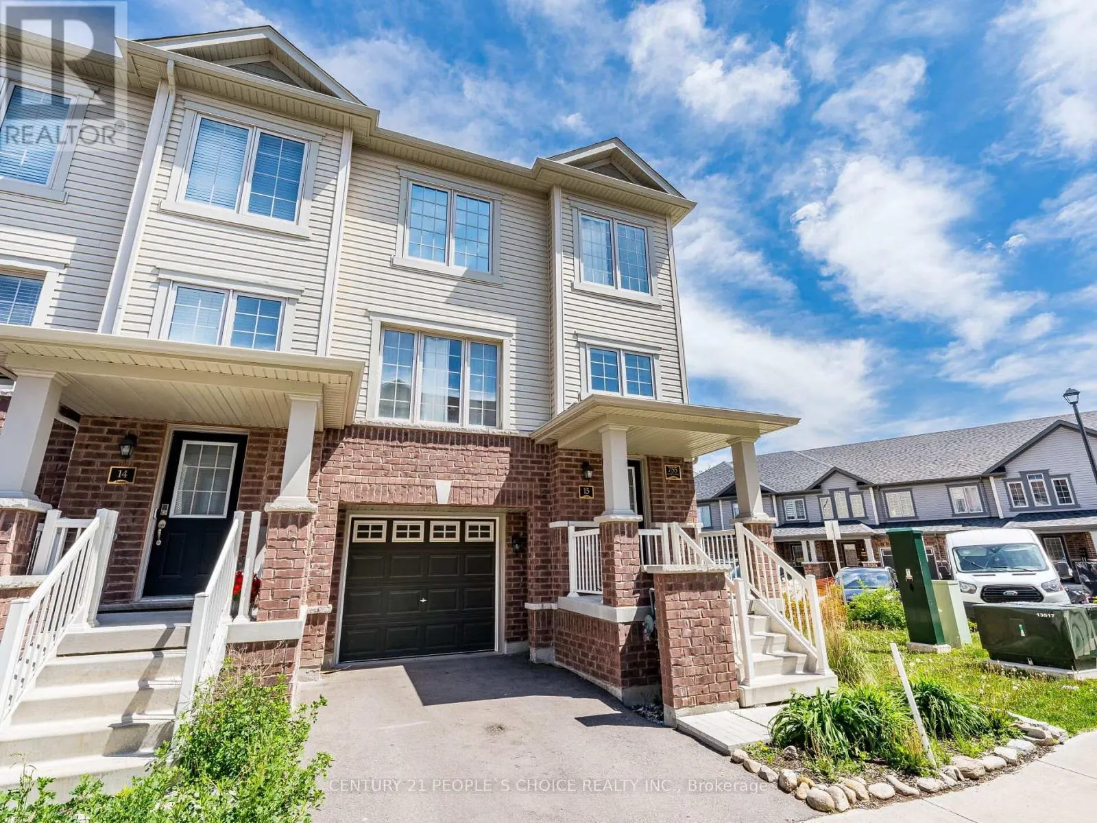 15 - 755 LINDEN DRIVE