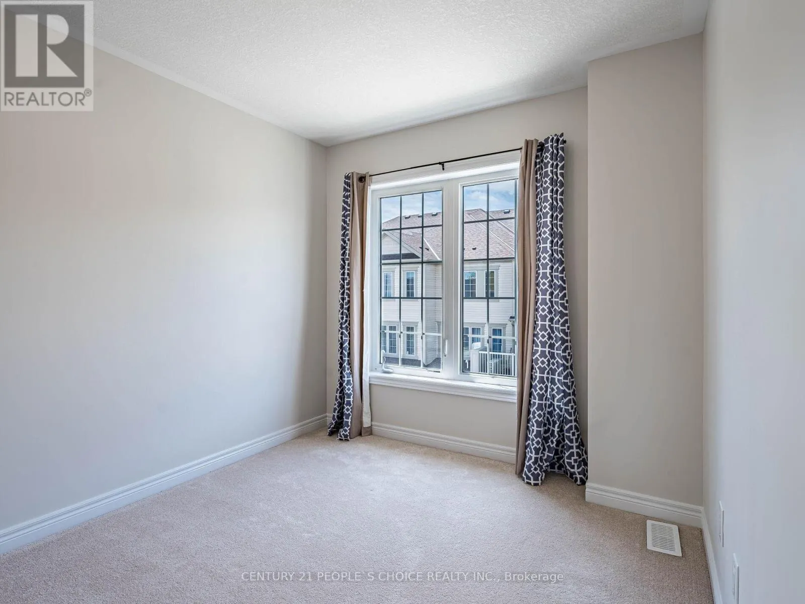 15 - 755 LINDEN DRIVE