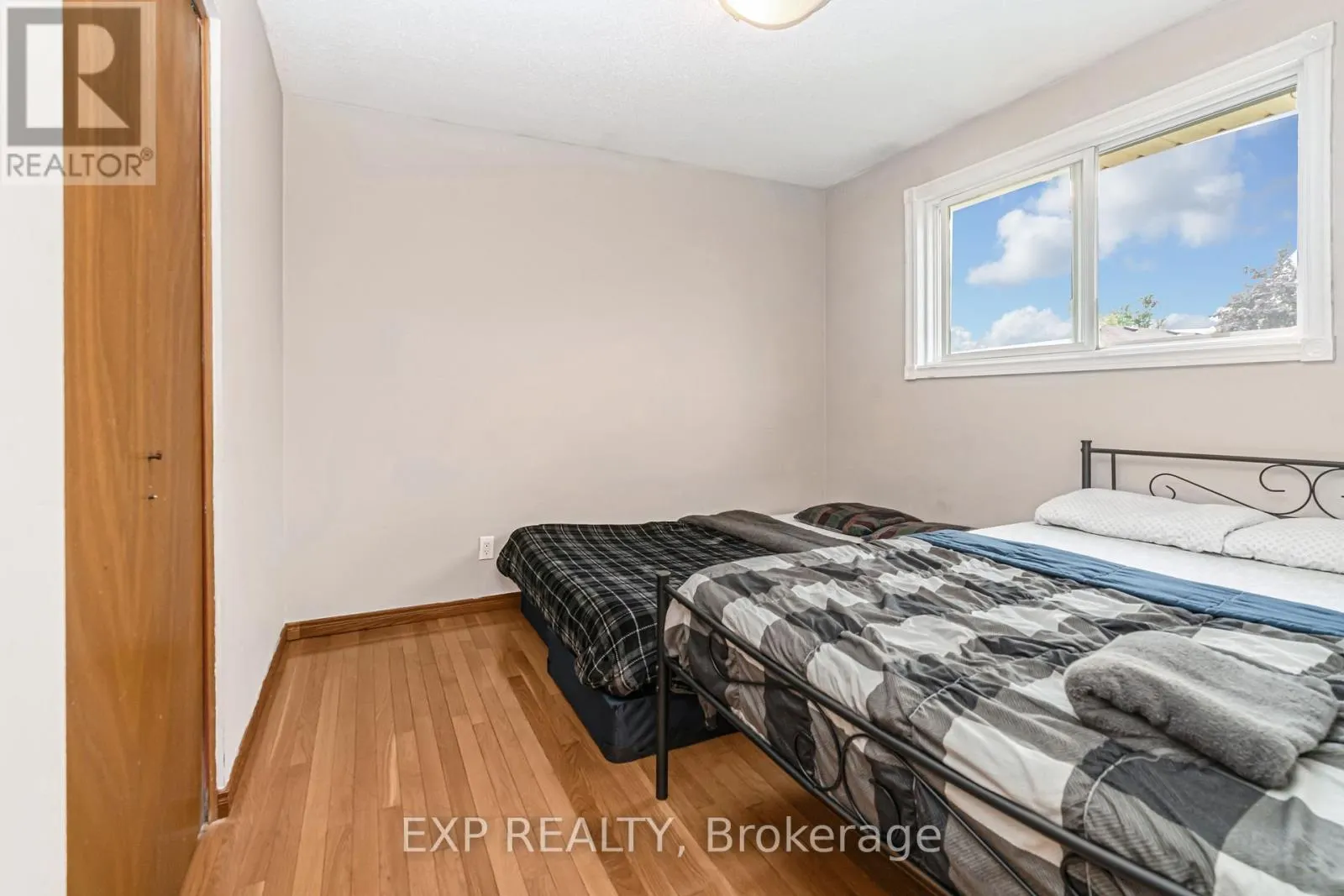 115 SCENIC WOOD CRESCENT