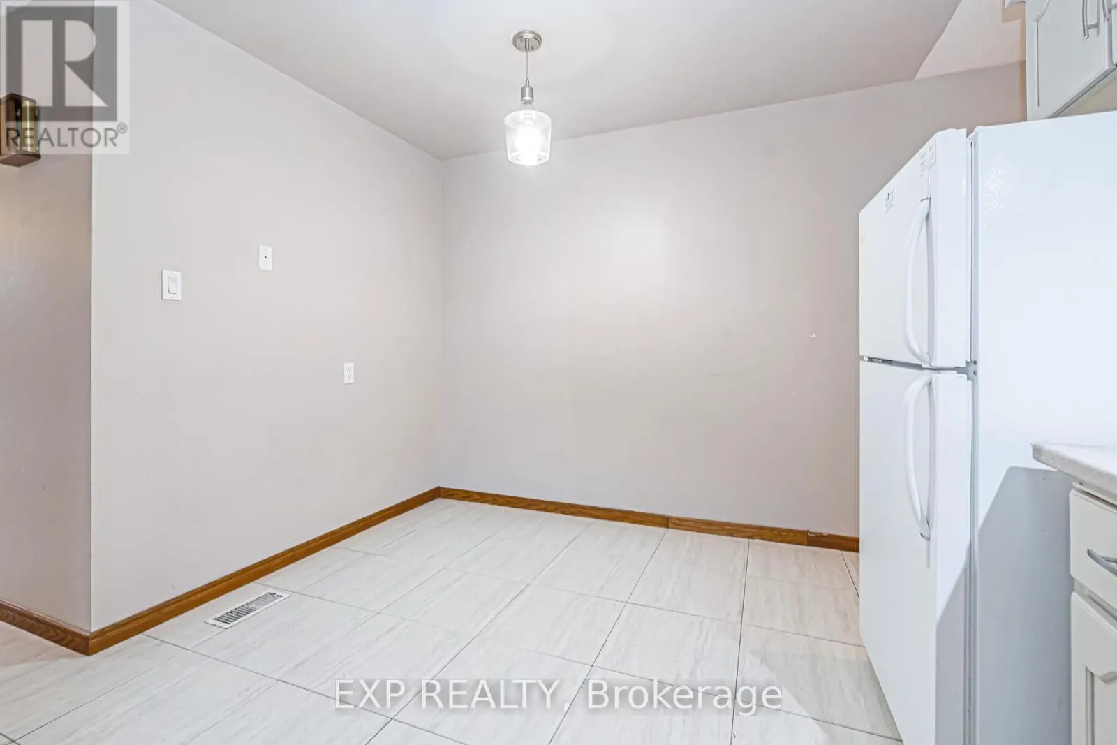 115 SCENIC WOOD CRESCENT