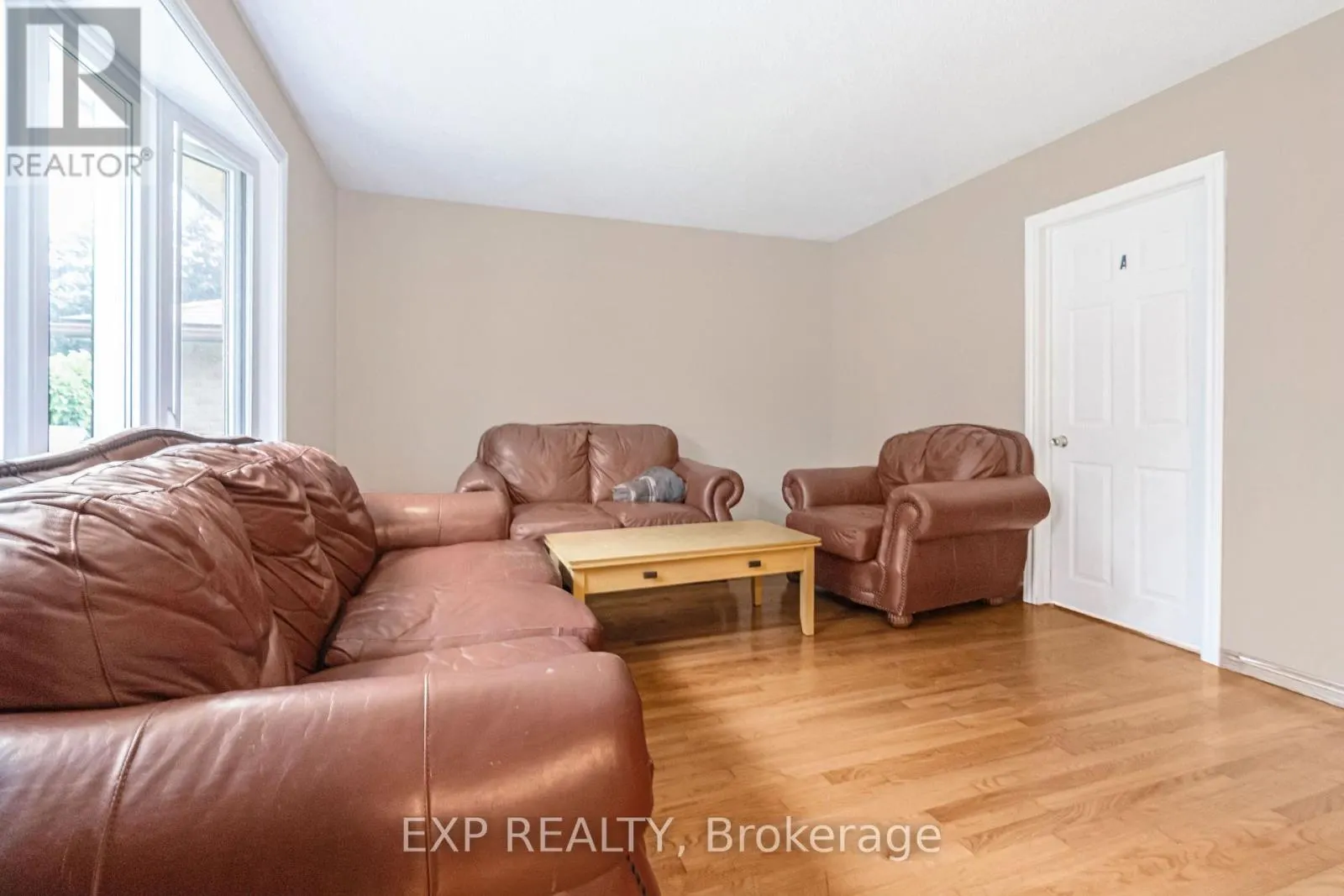 115 SCENIC WOOD CRESCENT