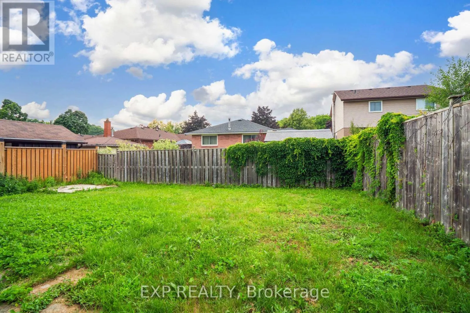 115 SCENIC WOOD CRESCENT