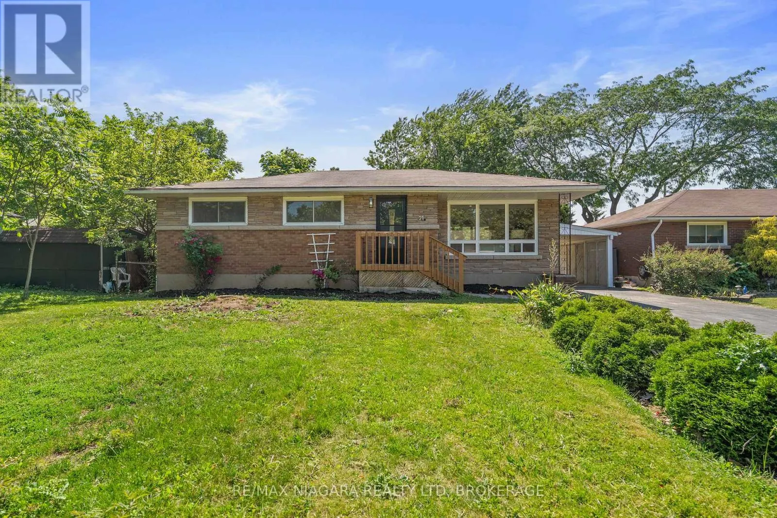 21 BROOKDALE AVENUE