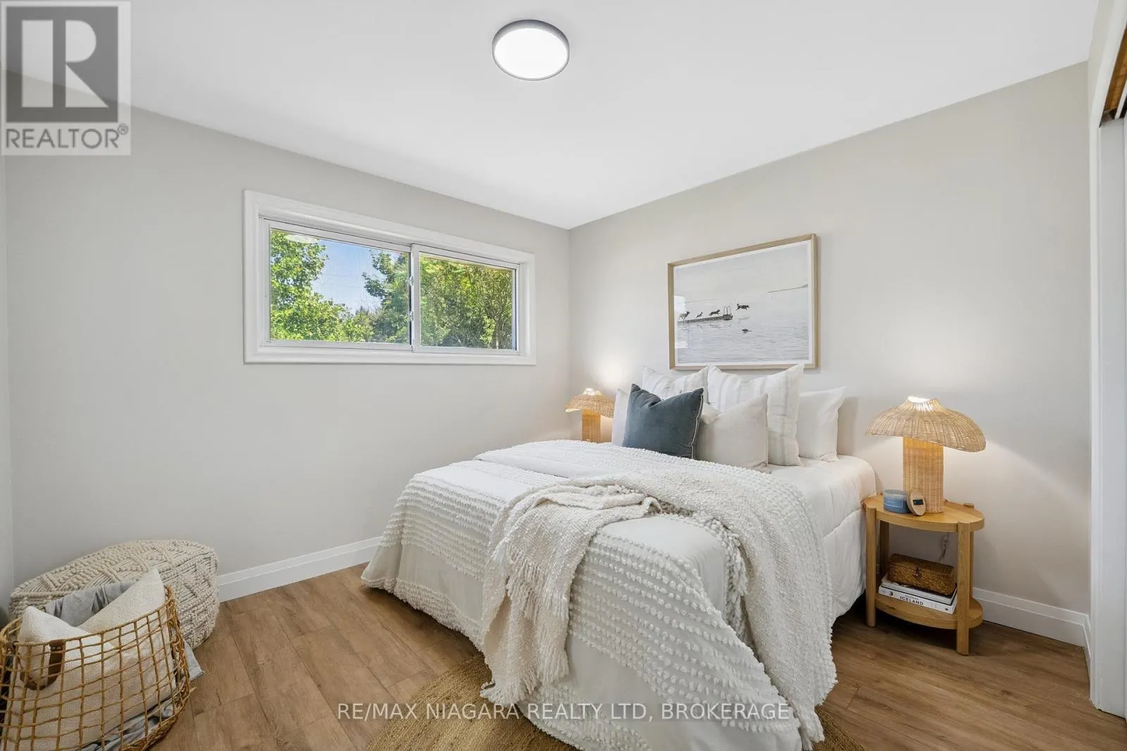 21 BROOKDALE AVENUE