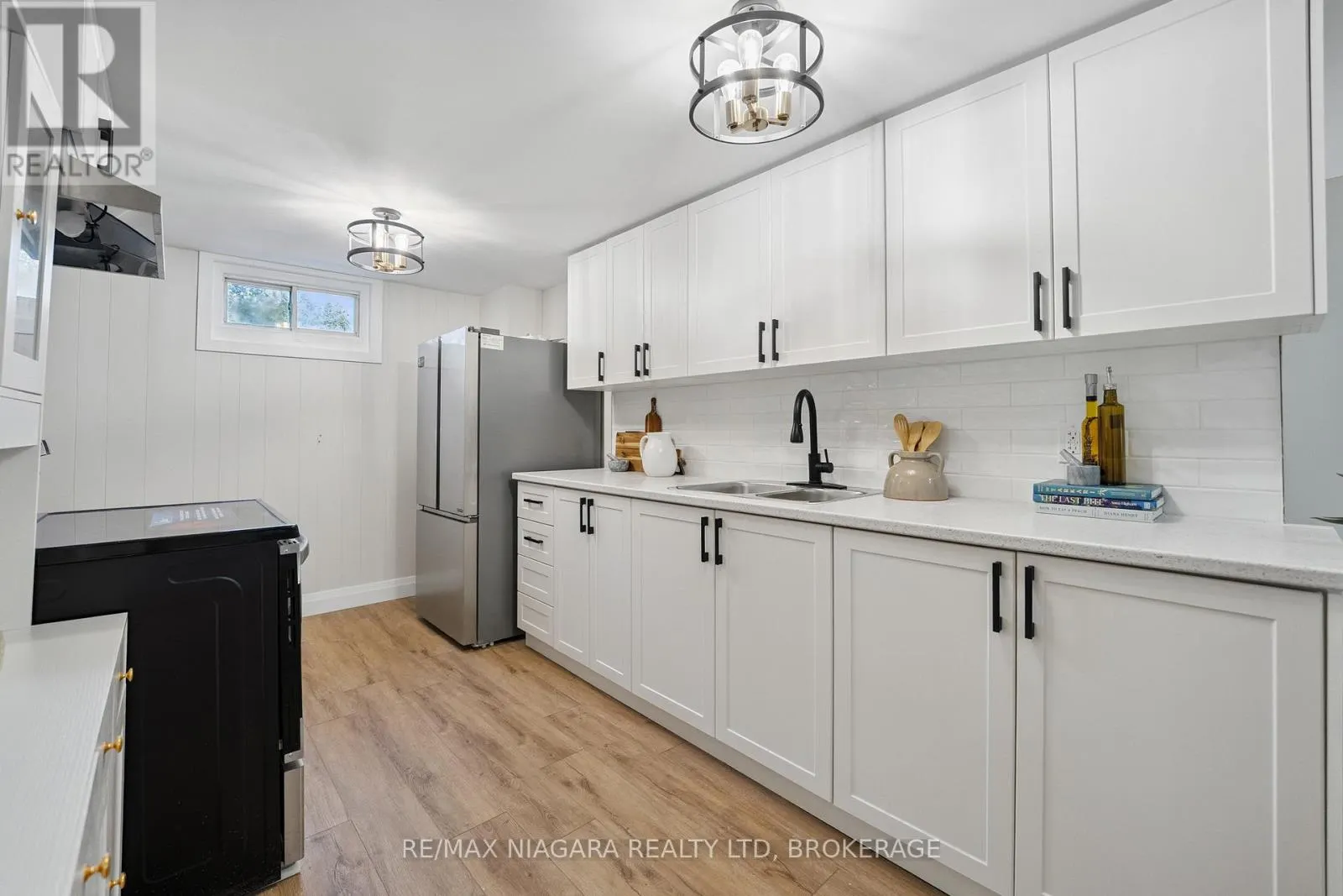 21 BROOKDALE AVENUE