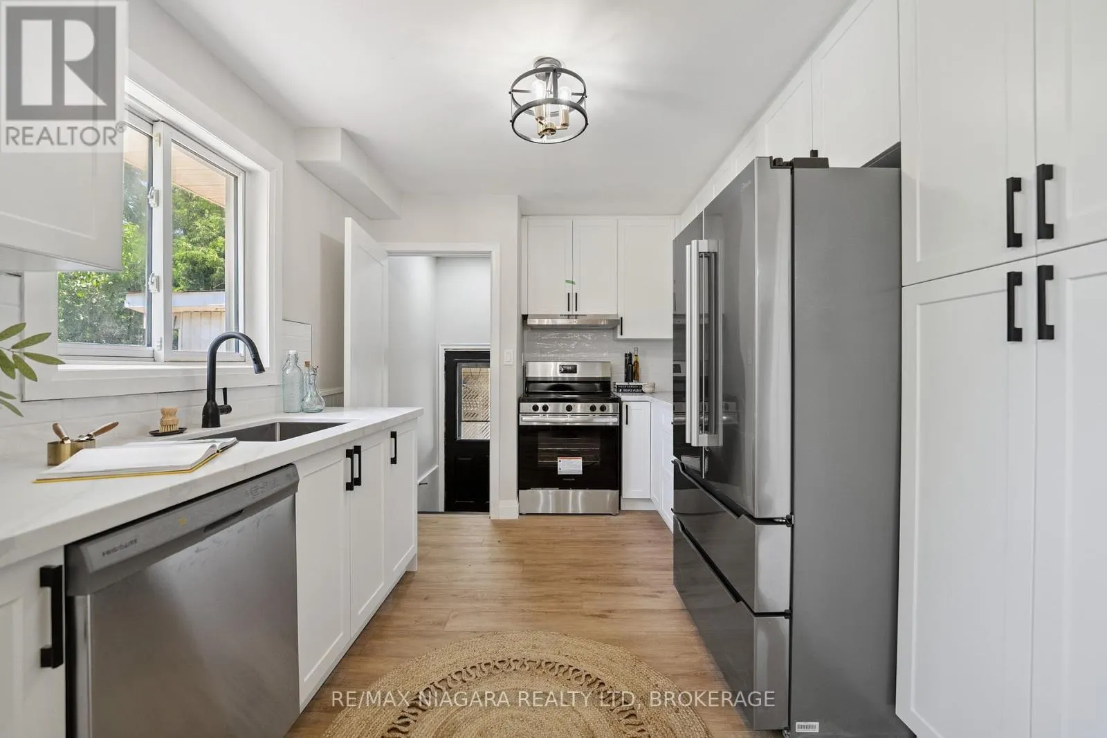 21 BROOKDALE AVENUE