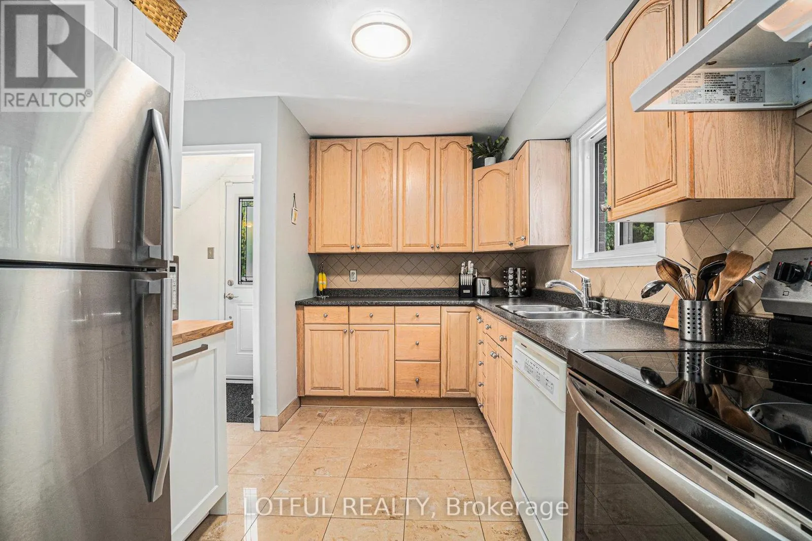 26 MCMURDO COURT