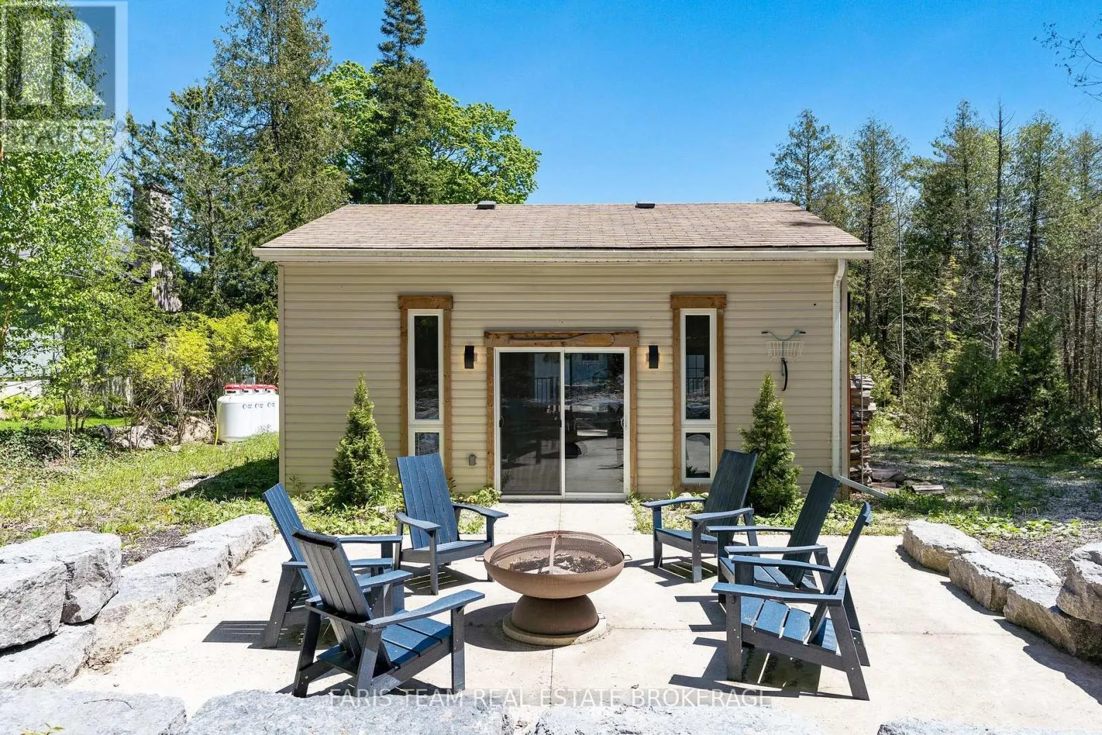 328 CEDAR AVENUE
