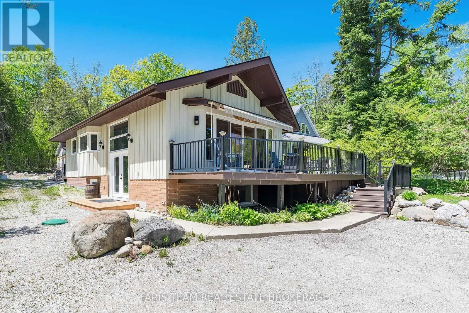 328 CEDAR AVENUE