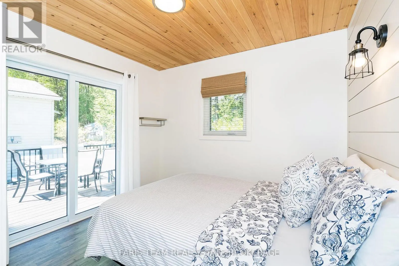 328 CEDAR AVENUE