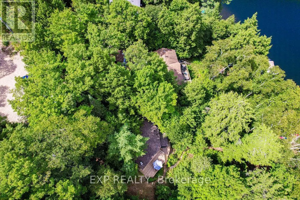 565 WEST DIAMOND LAKE ROAD