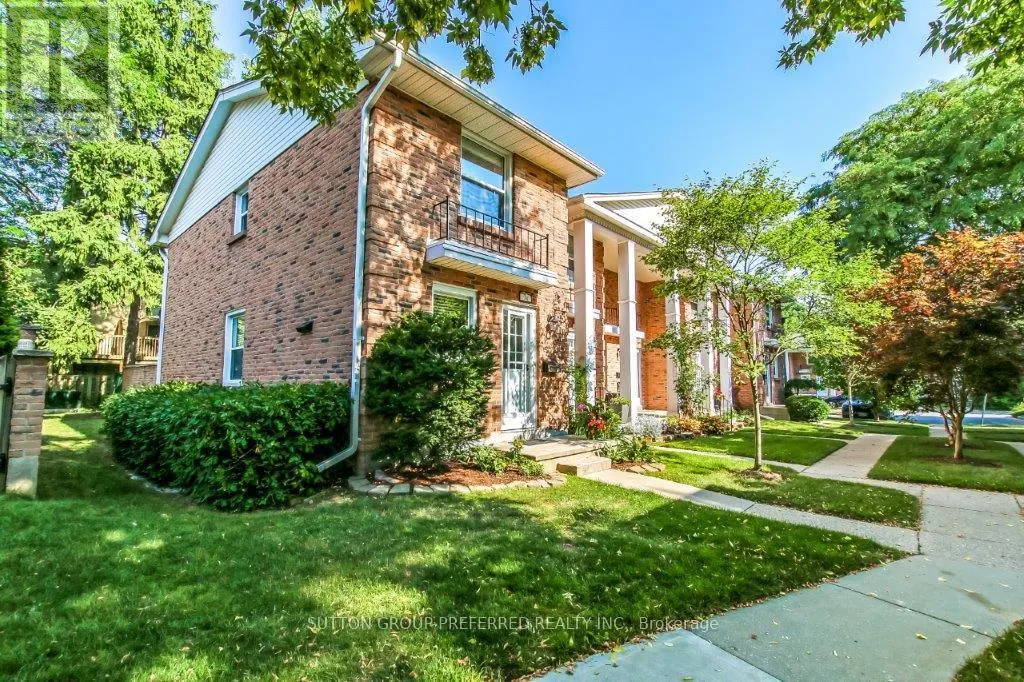 74 - 1385 COMMISSIONERS ROAD W, #74