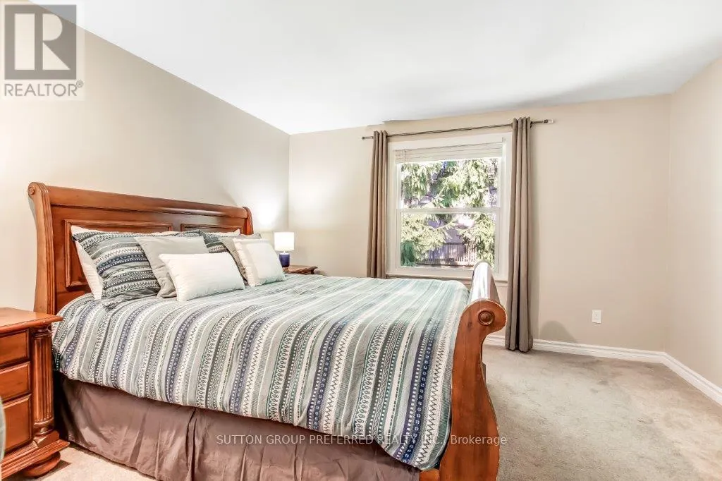 74 - 1385 COMMISSIONERS ROAD W, #74